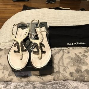 Authentic Chanel sandals size 10 (41)
